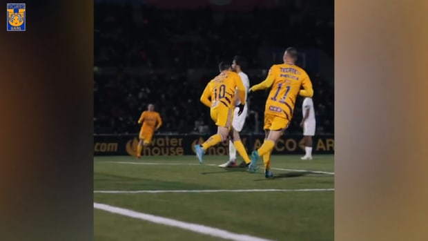 Gignac scores after a cross from Thauvin